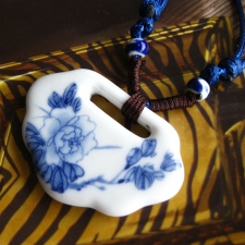 厂家直供 景德镇陶瓷饰品批发 蓝牡丹陶瓷项链 一件代发免费加...