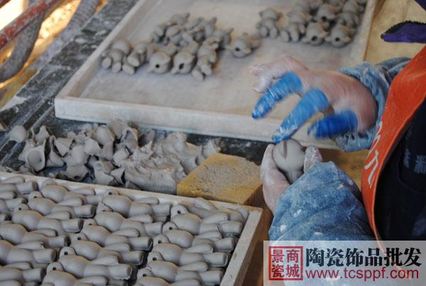 陶瓷饰品厂，陶瓷艺品，陶瓷工厂